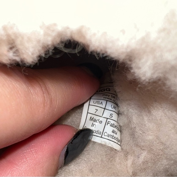 Ugg slippers new W 7 - Picture 4 of 4